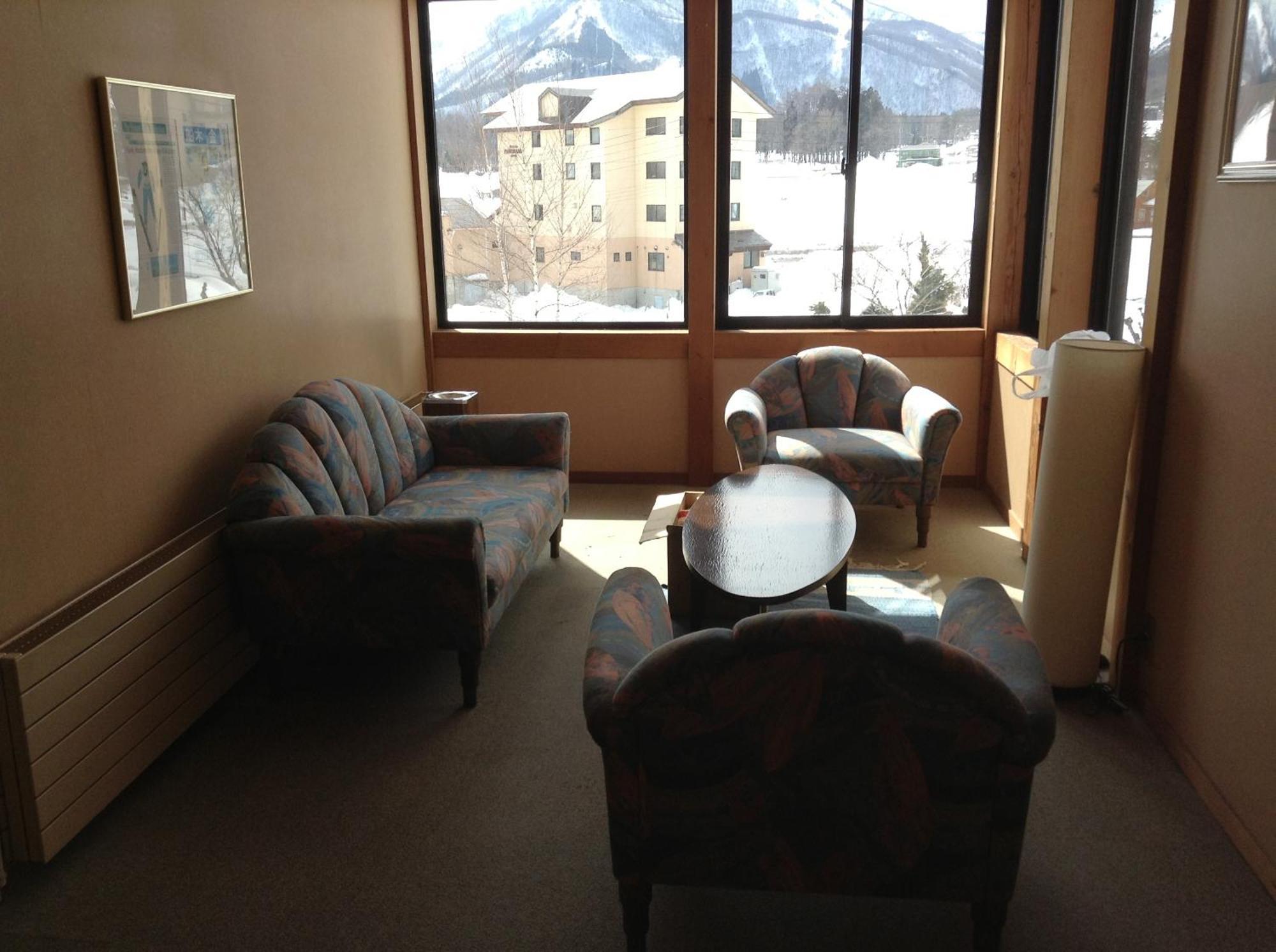 Hakuba Alpine Hotel Exterior foto
